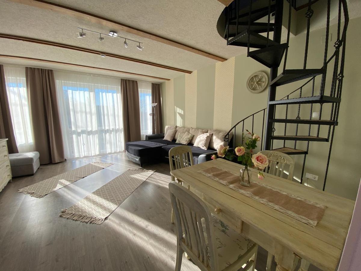 Platan Apartmanhaz Balatongyörök 외부 사진