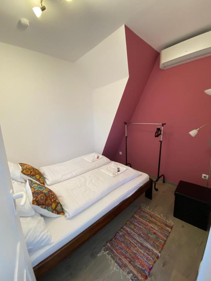 Platan Apartmanhaz Balatongyörök 외부 사진