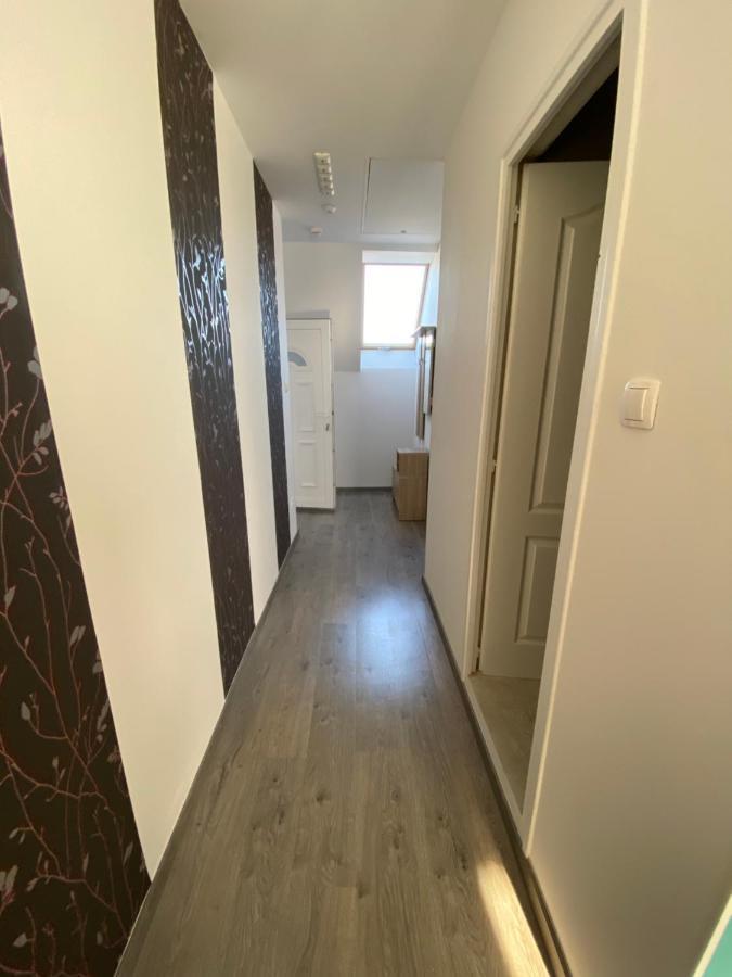 Platan Apartmanhaz Balatongyörök 외부 사진