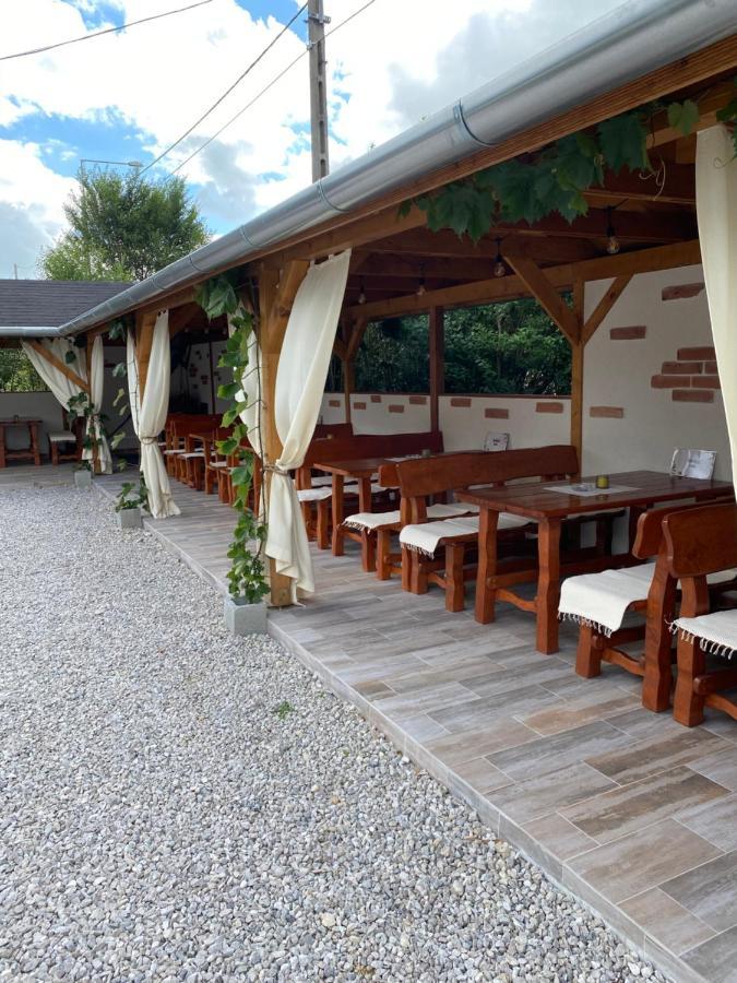 Platan Apartmanhaz Balatongyörök 외부 사진